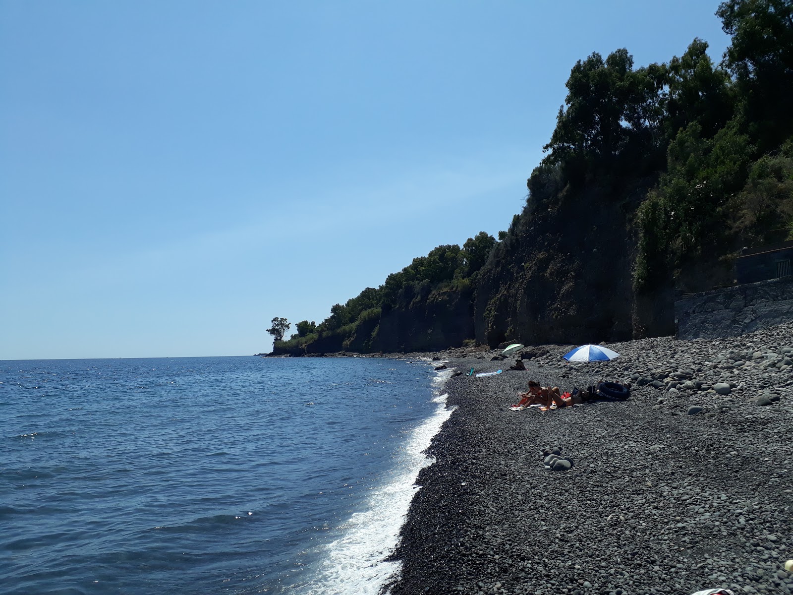 Photo de Praiola Beach zone sauvage