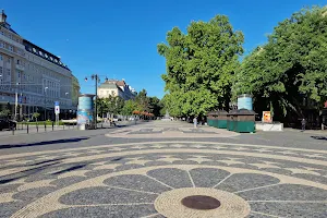 Hviezdoslavovo námestie image