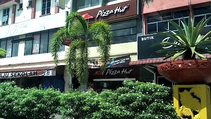 Pizza Hut BAHAU (Curbside Pickup Available)