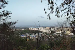 Parsik Hill image