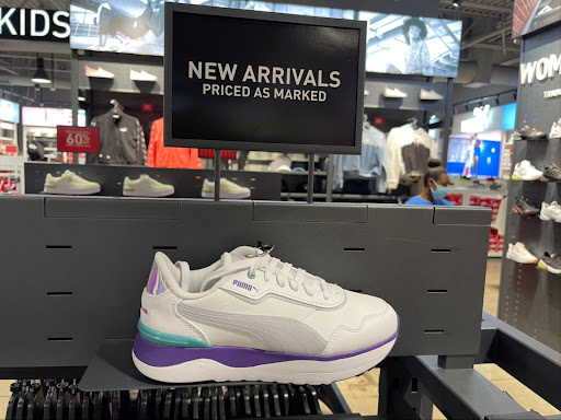 Shoe Store «PUMA», reviews and photos, 4977 International Dr #3b, Orlando, FL 32819, USA