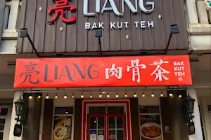 Liang Bak Kut Teh - 亮肉骨茶 image