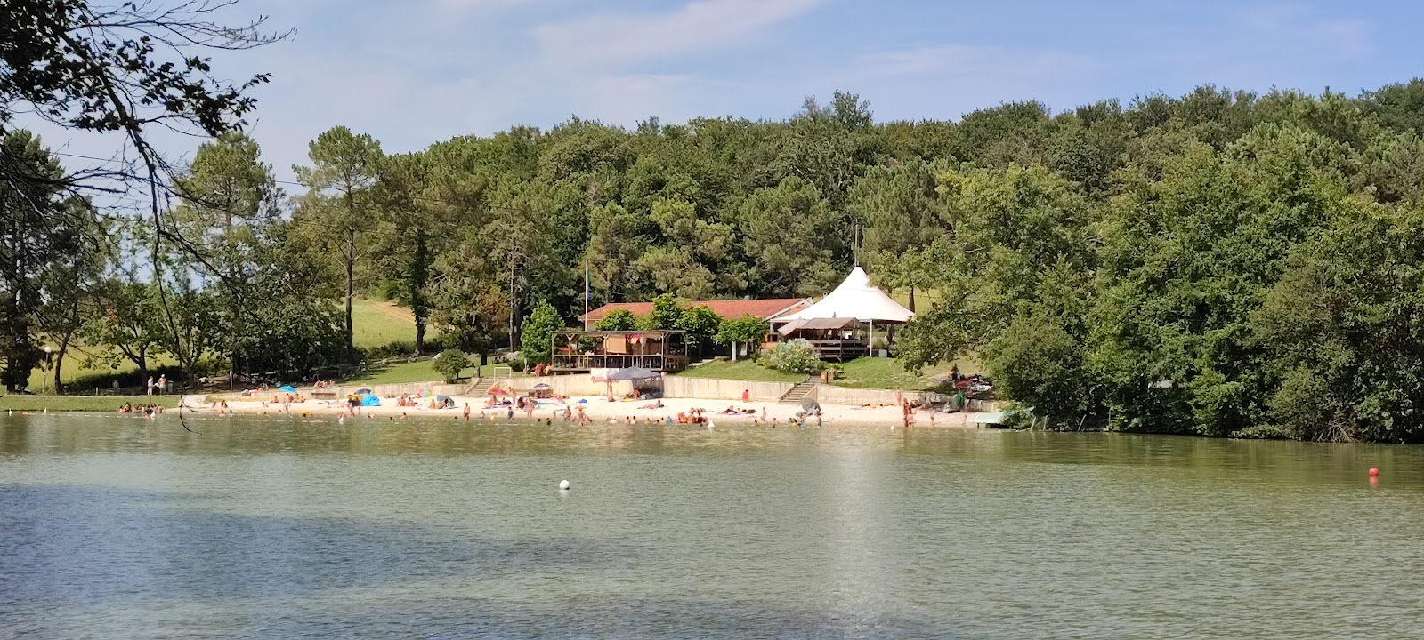 Plage du Lac d'Aignan photo #7