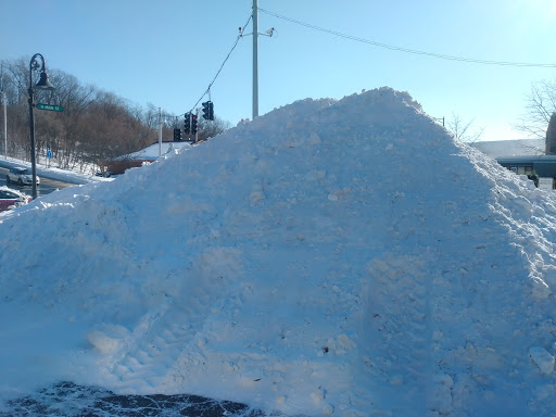 Deli «The Super Natural Market and Deli», reviews and photos, 224 N Main St, Bristol, CT 06010, USA