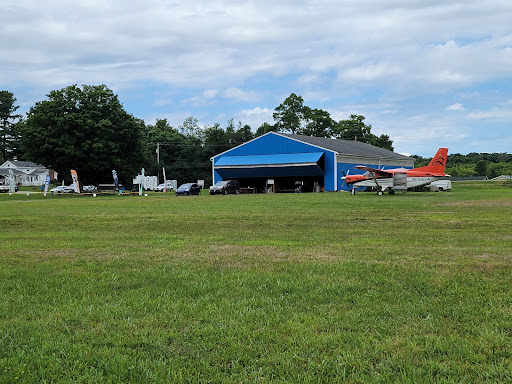 Skydiving Center «Cleveland Skydiving Center», reviews and photos, 15199 Grove Rd, Garrettsville, OH 44231, USA