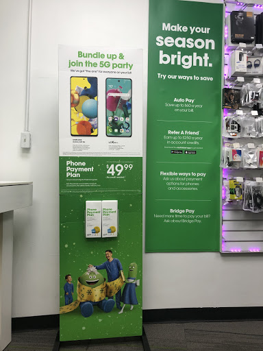 Cell Phone Store «Cricket Wireless Authorized Retailer», reviews and photos, 9052 Sutphin Blvd, Jamaica, NY 11435, USA