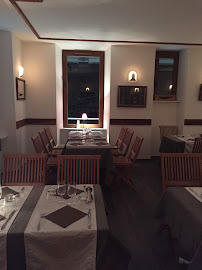 Atmosphère du Restaurant français Restaurant du Port à Chens-sur-Léman - n°5