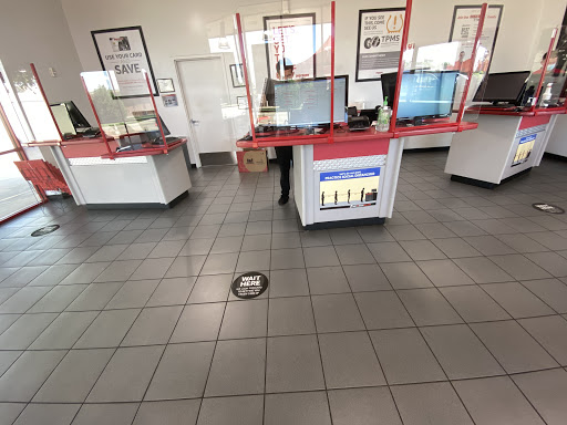 Tire Shop «Discount Tire», reviews and photos, 1901 Dallas Pkwy, Plano, TX 75093, USA