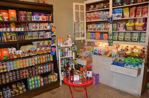 Pet Supply Store «City Dogs Grocery», reviews and photos, 884 Massachusetts Ave, Indianapolis, IN 46204, USA