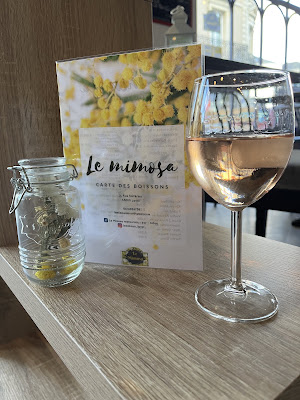 Le Mimosa à Laval