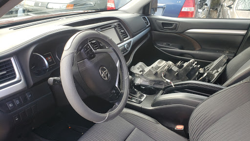 Auto Body Shop «Williams Paint & Body Inc», reviews and photos, 924 Military Pkwy, Mesquite, TX 75149, USA