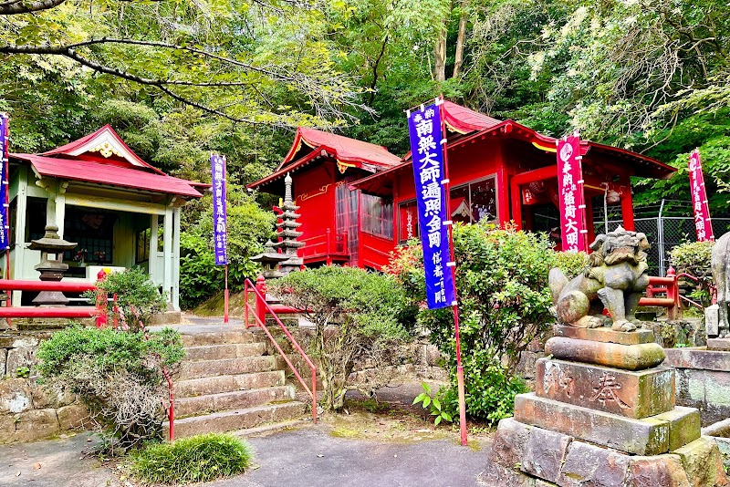 亀谷稲荷神社