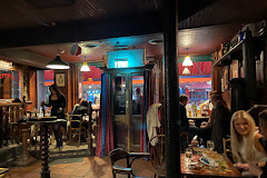 Geoff's Cafe Bar