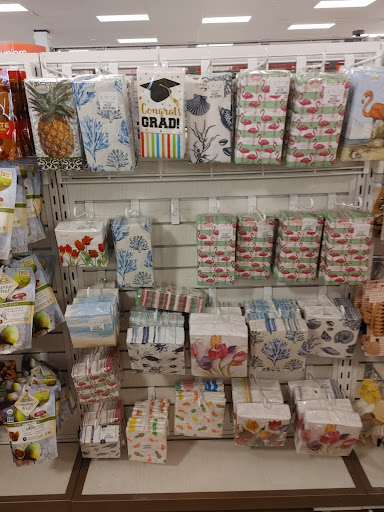 Department Store «T.J. Maxx & HomeGoods», reviews and photos, 2685 South Rd, Poughkeepsie, NY 12601, USA