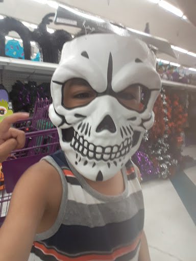 Toy Store «Puzzle Zoo», reviews and photos, 3333 Bristol St #1048, Costa Mesa, CA 92626, USA