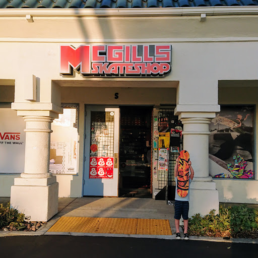 Shopping Mall «Moonlight Plaza Shopping Center», reviews and photos, 315 S Coast Hwy 101, Encinitas, CA 92024, USA