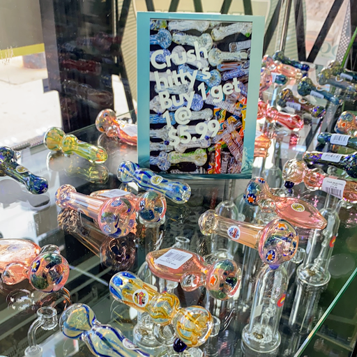 Vaporizer Store «South Side Smoke Shop», reviews and photos, 6240 S Pulaski Rd, Chicago, IL 60629, USA