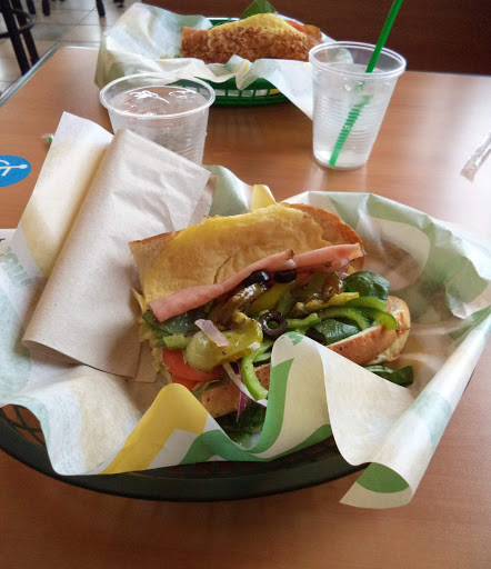 Restaurant «SUBWAY», reviews and photos, 1404 N Walnut St, Colfax, IA 50054, USA