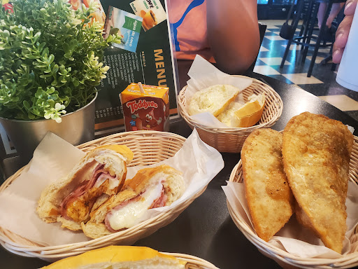 Supermarket «Supermercado Brasileiro», reviews and photos, 5450 International Dr, Orlando, FL 32819, USA