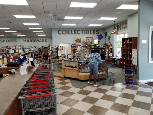 Thrift Store «Good Neighbors Shoppe», reviews and photos