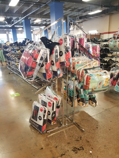 Second Hand Store «Goodwill - Glendale», reviews and photos