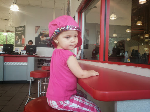 Tire Shop «Discount Tire Store - Kennesaw, GA», reviews and photos, 2930 George Busbee Pkwy NW, Kennesaw, GA 30144, USA