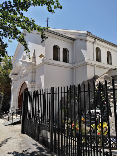 Opiniones de Parroquia Nuestra Señora de Montserrat en Puente Alto - Iglesia