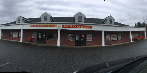 Clothing Store «Discount Madness», reviews and photos, 44 Bridge St, Pelham, NH 03076, USA