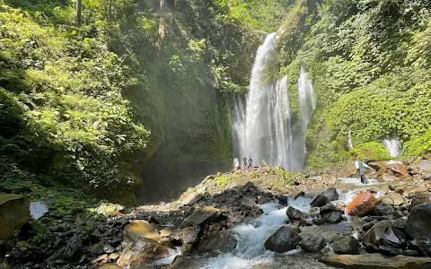 Tiu Kelep Waterfall image