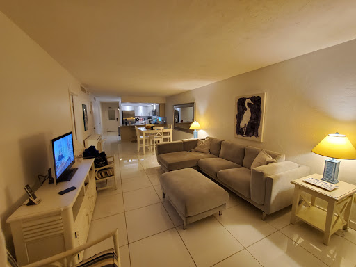 Vacation Home Rental Agency «Kingfisher Vacations», reviews and photos, 2402 Palm Ridge Rd #1, Sanibel, FL 33957, USA