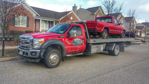 Towing Service «Lake County Roadside Towing & Recovery», reviews and photos, 740 Sunset Dr, Round Lake, IL 60073, USA