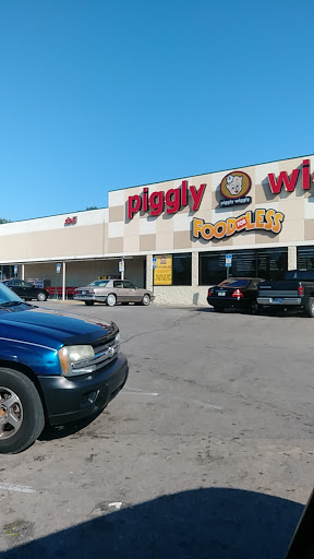 Supermarket «Piggly Wiggly», reviews and photos, 2526 S Monroe St, Tallahassee, FL 32301, USA