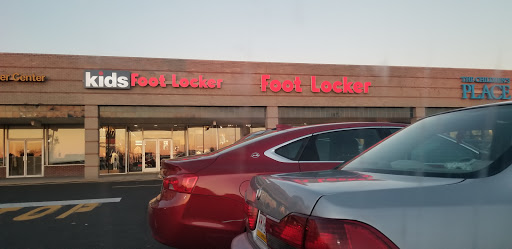 Shopping Mall «Roosevelt Mall», reviews and photos, 2339 Cottman Ave #1, Philadelphia, PA 19149, USA