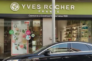 Yves Rocher image