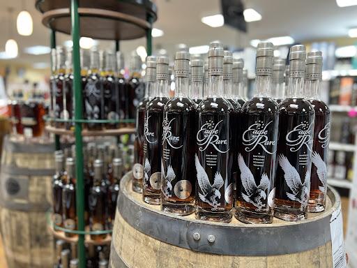 Liquor Store «Peavine Wine & Spirits», reviews and photos, 745 Peavine Rd, Crossville, TN 38571, USA