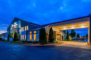 Best Western Liverpool-Syracuse Inn & Suites image