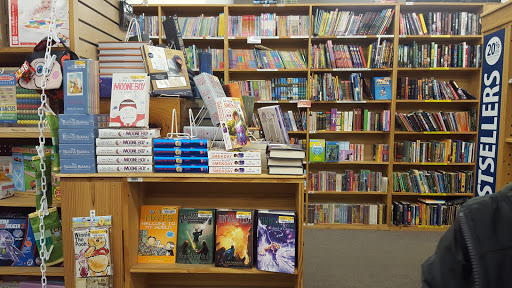 Book Store «Half Price Books», reviews and photos, 17145 W Bluemound Rd, Brookfield, WI 53005, USA