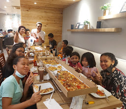 Pizza Hut Sentani photo