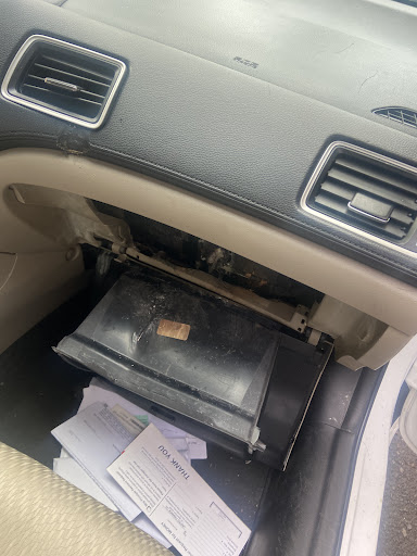 Used Car Dealer «JZ AUTO SALES», reviews and photos, 5220 SE Foster Rd, Portland, OR 97206, USA