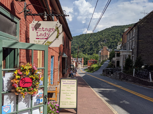 Boutique «Vintage Lady», reviews and photos, 180 High St, Harpers Ferry, WV 25425, USA
