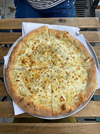Plats et boissons du Pizzeria Pizza Capri - République 🇮🇹🍕 à Lyon - n°10
