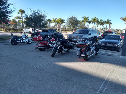 Motorcycle Dealer «Six Bends Harley-Davidson», reviews and photos, 9501 Thunder Rd, Fort Myers, FL 33913, USA