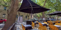 Atmosphère du Restaurant de spécialités provençales Restaurant Les Alizés à Nîmes - n°5