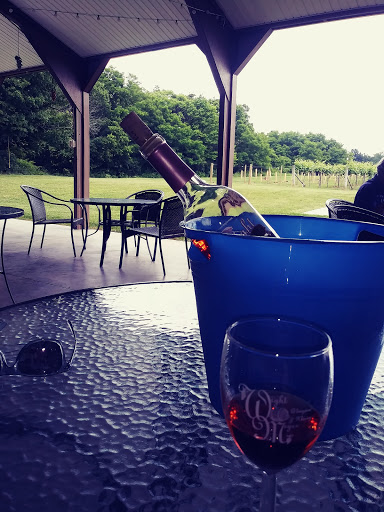 Winery «Wight Vineyards & Winery», reviews and photos, 340 Meyer Dr, Shepherdsville, KY 40165, USA
