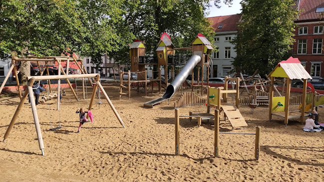Beoordelingen van Speeltuin Astridpark in Brugge - Bank