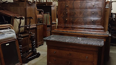 ANTIQUITES VOISINS à Oudon