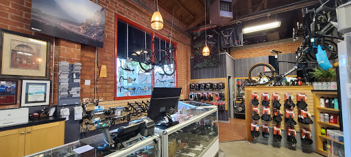 Bicycle Store «Incycle Bicycles», reviews and photos, 175 S Fair Oaks Ave, Pasadena, CA 91105, USA