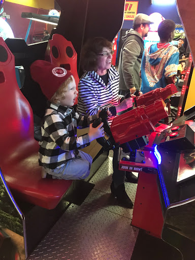 Movie Theater «Regal Galleria Mall Stadium 16», reviews and photos, 2001 S Rd, Poughkeepsie, NY 12601, USA