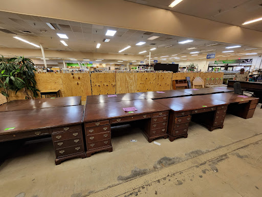 Non-Profit Organization «Habitat for Humanity ReStore», reviews and photos