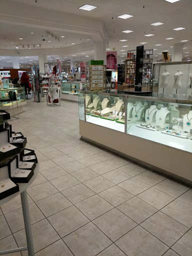 Shopping Mall «Hilltop Mall», reviews and photos, 2200 Hilltop Mall Rd, Richmond, CA 94806, USA